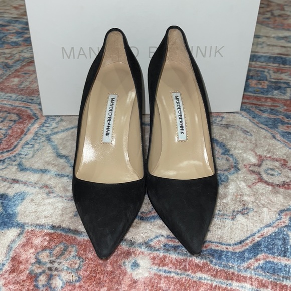 SOLD❗️$725 MANOLO BB PUMP NEW❗️ - Picture 3 of 8